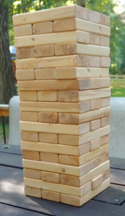 OVERSIZED JENGA